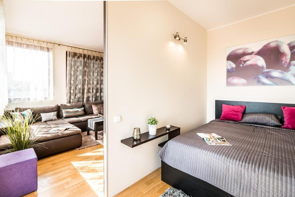 Apartment Penthouse Free Parking 2balconies Ac Budapest
