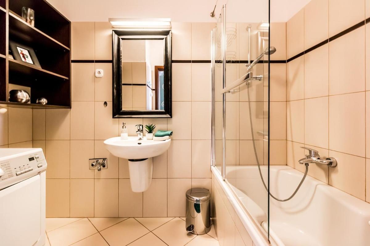 Penthouse Free Parking 2balconies Ac *