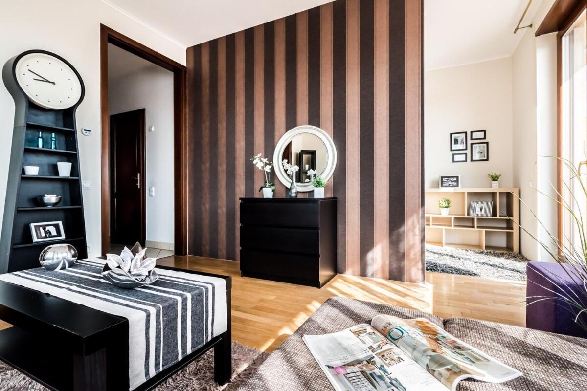 Penthouse Free Parking 2balconies Ac Apartment Budapest