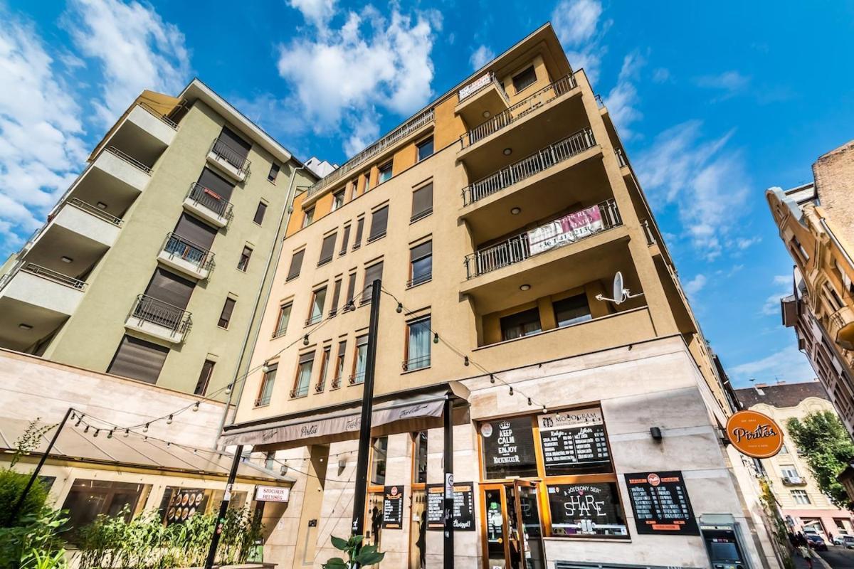 Apartment Penthouse Free Parking 2balconies Ac